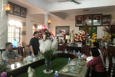 LÃNH ĐẠO TRƯỜNG THCS NINH CƯỜNG CHÚC MỪNG GIÁNG SINH GIÁO XỨ NINH CƯỜNG